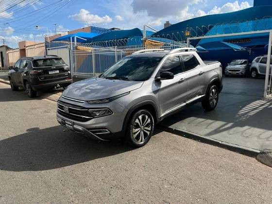 FIAT TORO 2.0 16V TURBO DIESEL VOLCANO 4WD AT9 FIAT TORO 2.0 16V TURBO DIESEL VOLCANO 4WD AT9